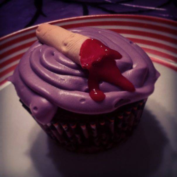 Worm Cupcake