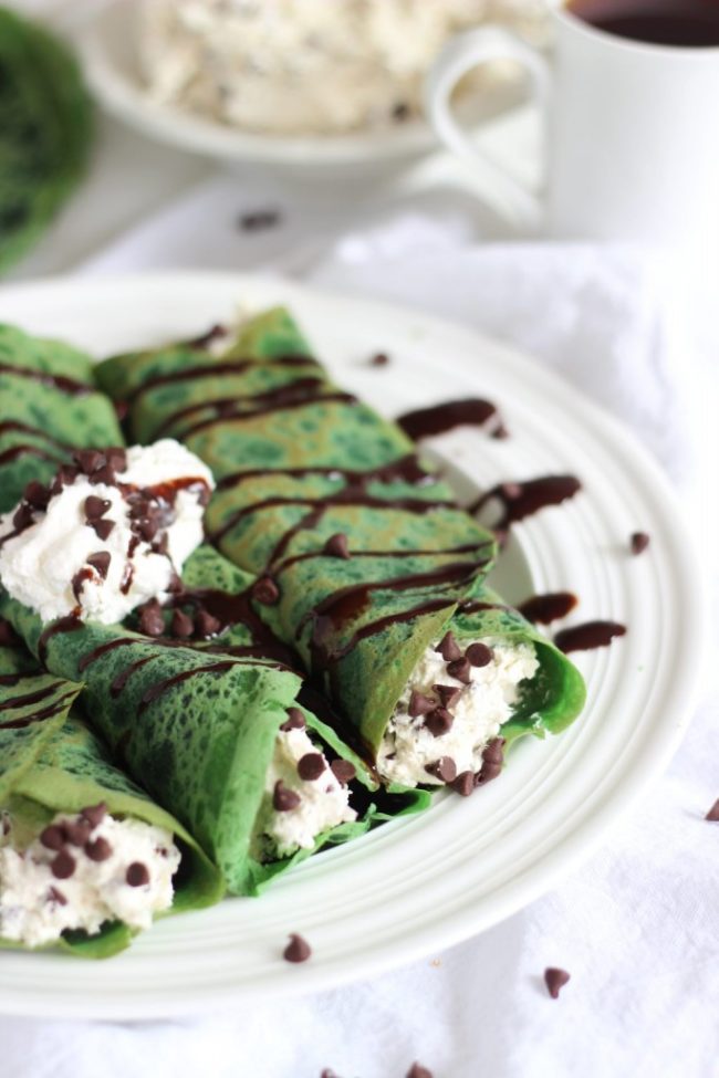 Or if you're feeling a little adventurous, try green velvet crepes instead!