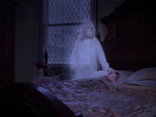 One Couples Theory About Ghosts Is Unheard Ofbut Oddly Makes Sense Viralnova