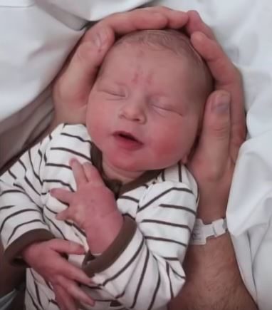 Mother Shares Heartbreaking Story About How Her Son Passed Away – ViralNova