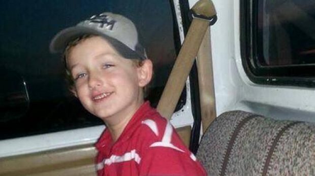Few didn't immediately pull over because he wanted to get his son to his girlfriend's house so the six-year-old would be safe before he interacted with the police. Bodycam footage later showed that Few had his hands up to indicate to the officers that he meant no harm right before he and the boy were shot.
