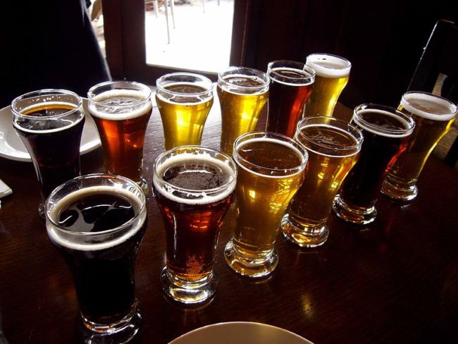 In fact, a University of Illinois study, which tested 40 men on their ability to solve brain-teasers, found that those who drank a couple of pints were able to solve 40% more of the problems than those who didn't drink anything.